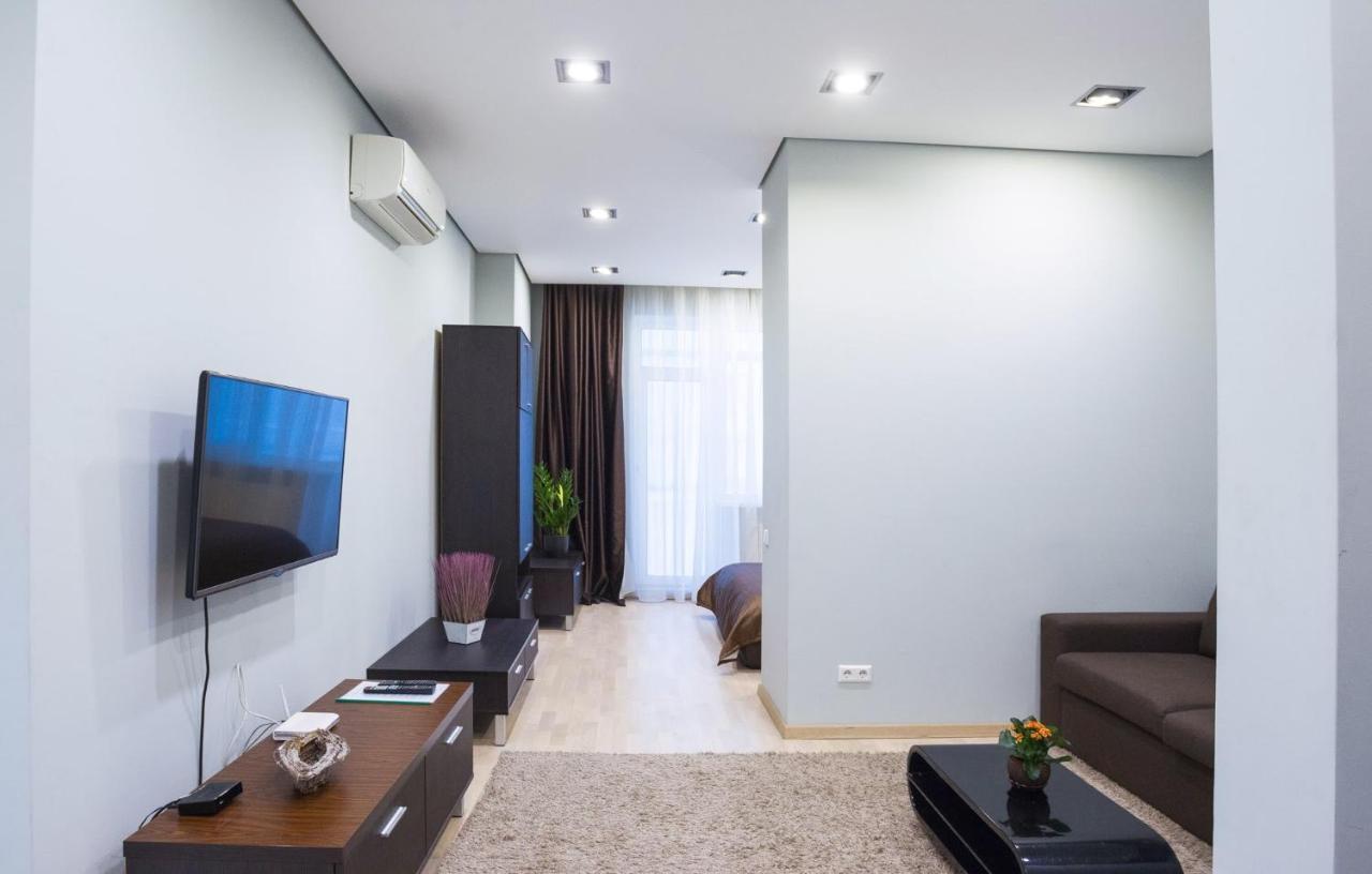 Navit Apartments With Breakfast, Near The Railway Station, The City Center And The Park Κίεβο Εξωτερικό φωτογραφία