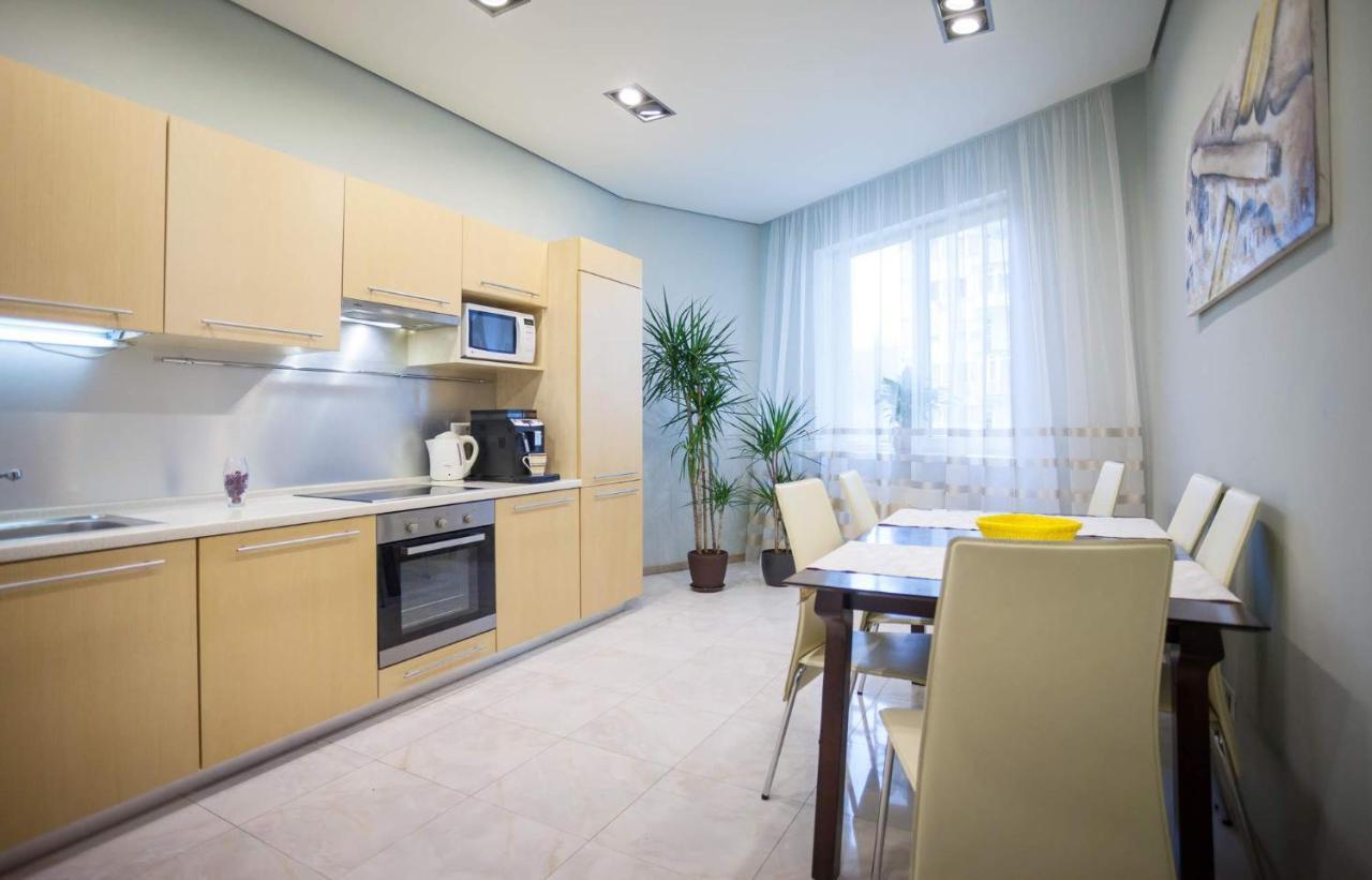 Navit Apartments With Breakfast, Near The Railway Station, The City Center And The Park Κίεβο Εξωτερικό φωτογραφία